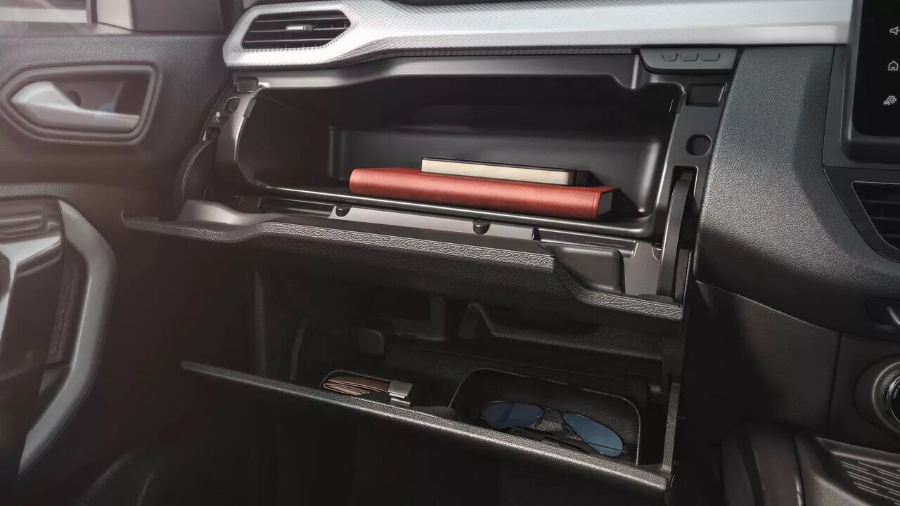 Renault Kiger Colours 9 Kiger Colour Options in India